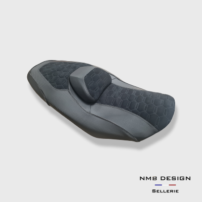 Housse de selle Yamaha T-MAX 560 Design Luxe Urus 3