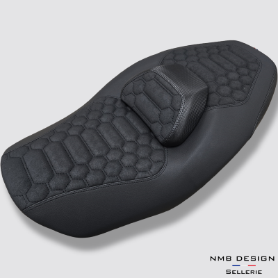 Selle Yamaha T-MAX 560 Modèle Chic Nid d'abeille 4