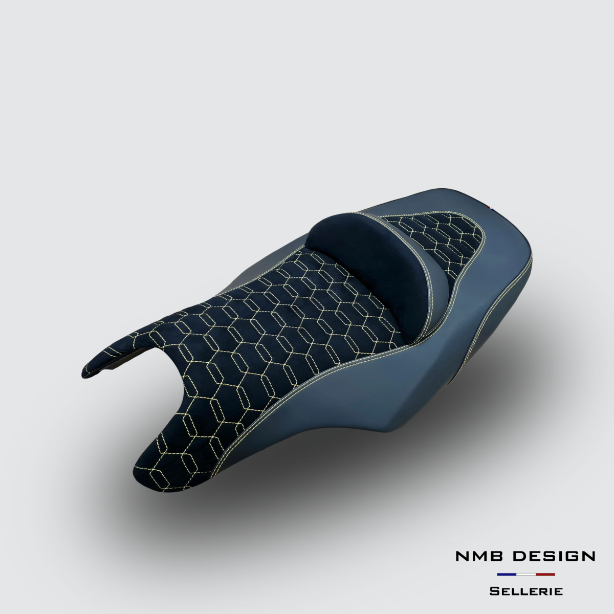 Housse de selle Yamaha T-MAX 500/530 Design Luxe Urus 2
