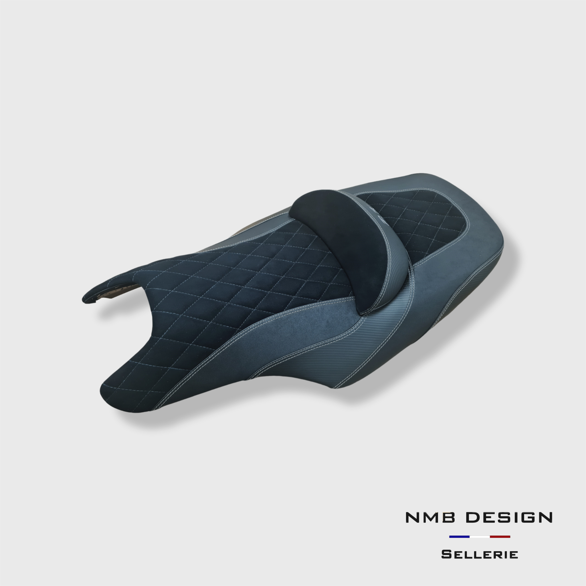 Housse de selle Yamaha T-MAX 500/530 Design Luxe Losange 1