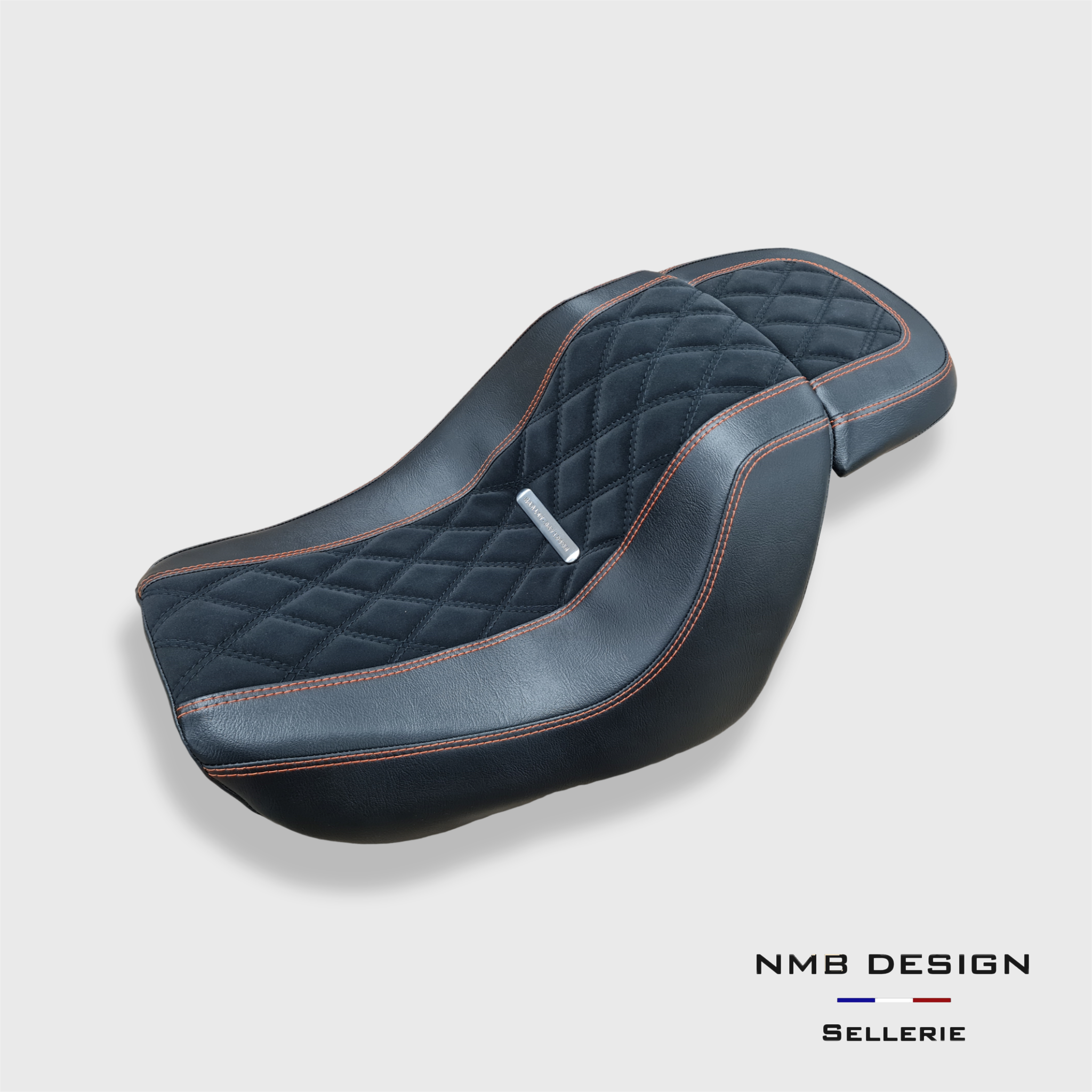 Housse de selle Luxury Diamant Harley Davidson V-ROD 2